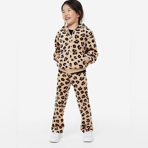H&M Kids Velour Tan Leopard Print Set Hoodie Zipper Sweatshirt & Jogger Pants